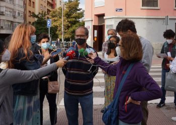 Arranca una recogida de firmas para alejar a las cocinas fantasma de edificios residenciales y colegios