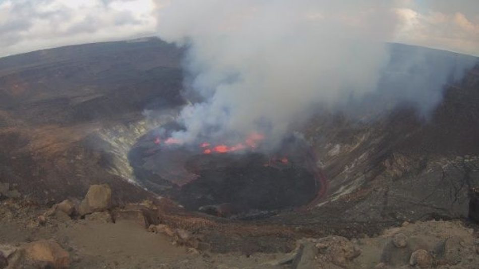 Volcán Kilauea, en Hawai, entra en erupción