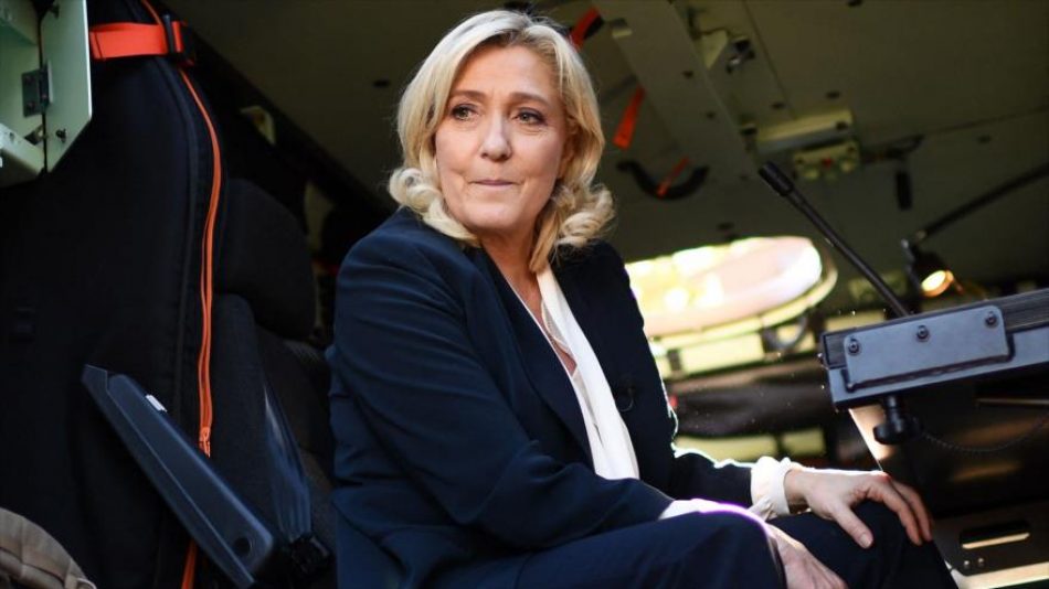 Ultraderechista Le Pen promete quitar energía renovable de Francia