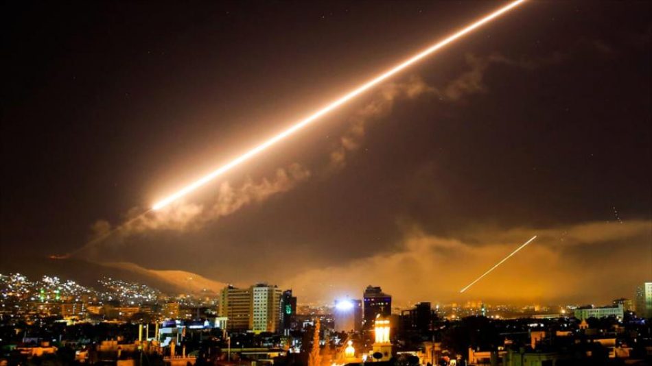 Israel vuelve a atacar Siria; Damasco promete responder