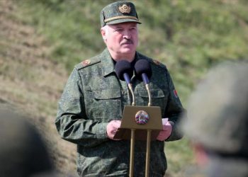 Bielorrusia promete dura respuesta a despliegue militar de Polonia
