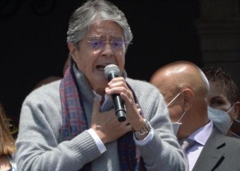 Ecuador: Acusan al presidente Guillermo Lasso de obstruir la investigación sobre los papeles de Pandora