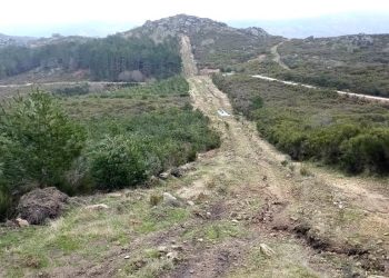 Iberdrola pretende coroar o Xurés con catro aeros de 180 metros, máis do dobre de alto dos corenta e dous que chantou no Larouco