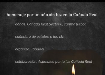 Los vecinos y vecinas de la Cañada Real realizan un acto reivindicación ante un año sin suministro de luz eléctrica