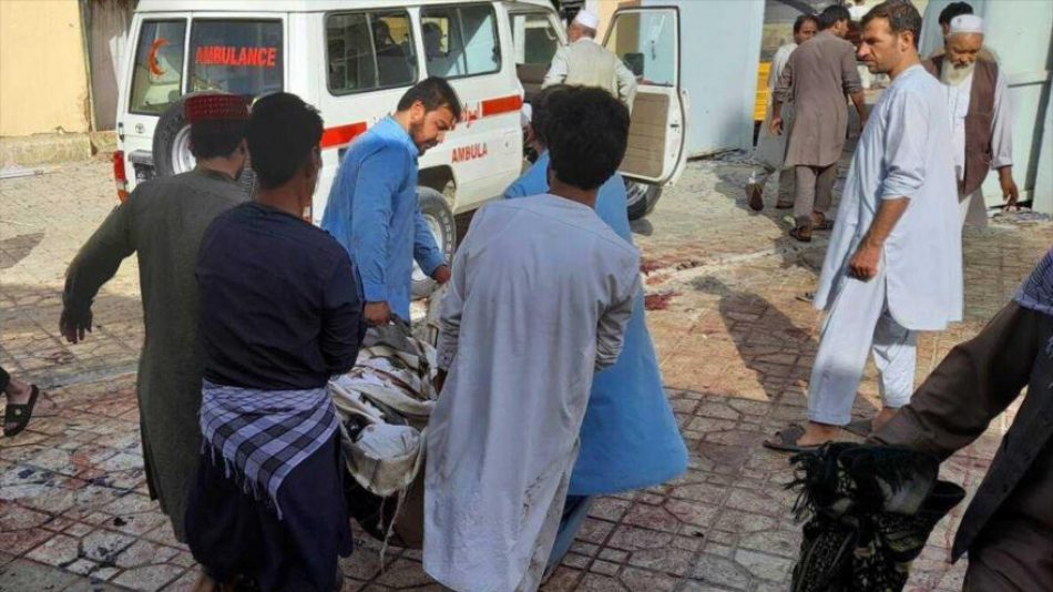 Daesh reivindica el atentado contra una mezquita en la ciudad afgana de Kandahar que ha causado 62 muertes