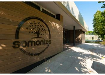 Miles de palomas morirán abatidas en el exclusivo Club Somontes de Madrid