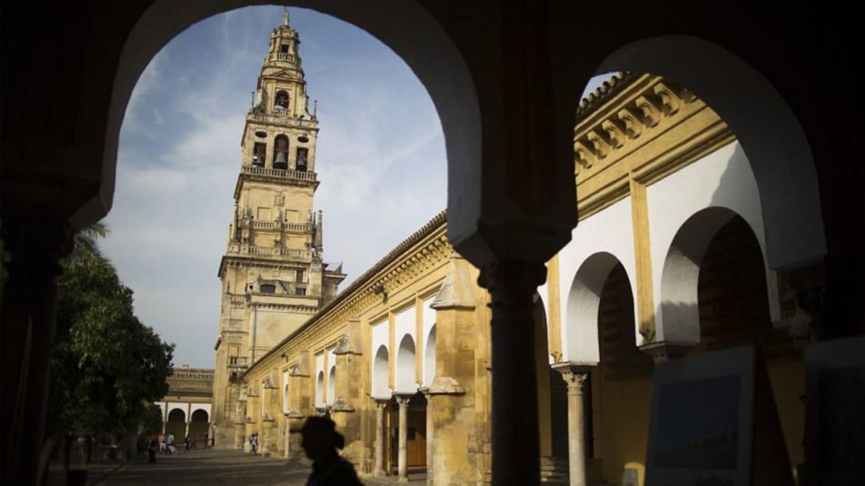 Andalucía Laica ante la ofensiva ultraconservadora de partidos de derecha y de extrema derecha