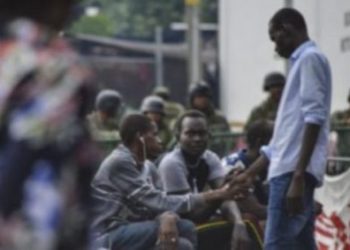 Corte de Apelaciones de Estados Unidos bloquea fallo que impedía expulsar migrantes