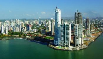 Panamá y Perú retomarán revisión de TLC en último trimestre de 2026
