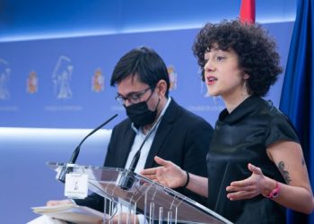 Aina Vidal, al PSOE: “No és honest canviar les regles del joc a l’últim minut per afavorir només a la patronal”