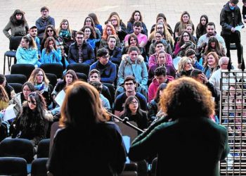 STERM denuncia retrasos en la cobertura de vacantes de profesorado de latín y griego