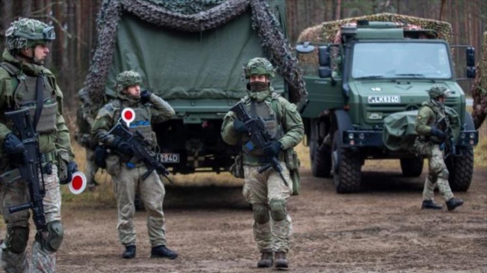 El Reino Unido planea enviar tropas a frontera de Ucrania con Rusia
