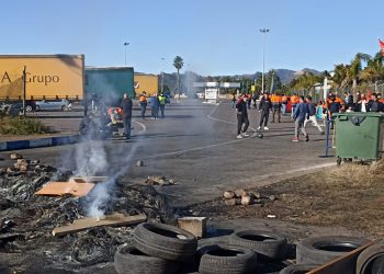 Los trabajadores de Pilkington se reúnen con la empresa después de rechazar el preacuerdo