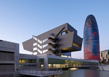 El Gobierno aprueba el Real Decreto que regula la concesión de inversiones para la cocapitalidad cultural y científica de Barcelona
