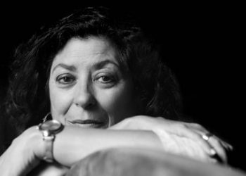 Sira Rego traslada el emocionado recuerdo de IU por la muerte de Almudena Grandes, una “mujer extraordinaria y una escritora brillante”