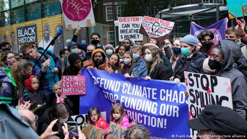 Continúan las protestas en Glasgow ante la falta de concreción de medidas frente al cambio climático