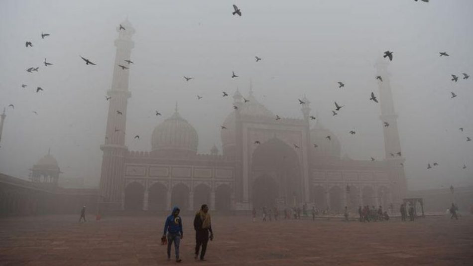 Calidad del aire sigue muy pobre en capital de India