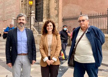 La coalición de Más País, Andalucía Por Sí e Iniciativa suscri-ben la reivindicación de los trabajadores de Cádiz y reprocha su ausencia al Gobierno