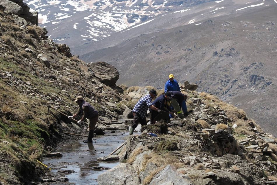 Los acequieros del S. XXI que ‘siembran’ agua para adaptarse a la crisis climática