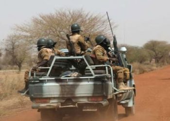 Atentado extremista en Burkina Faso deja al menos 20 muertos