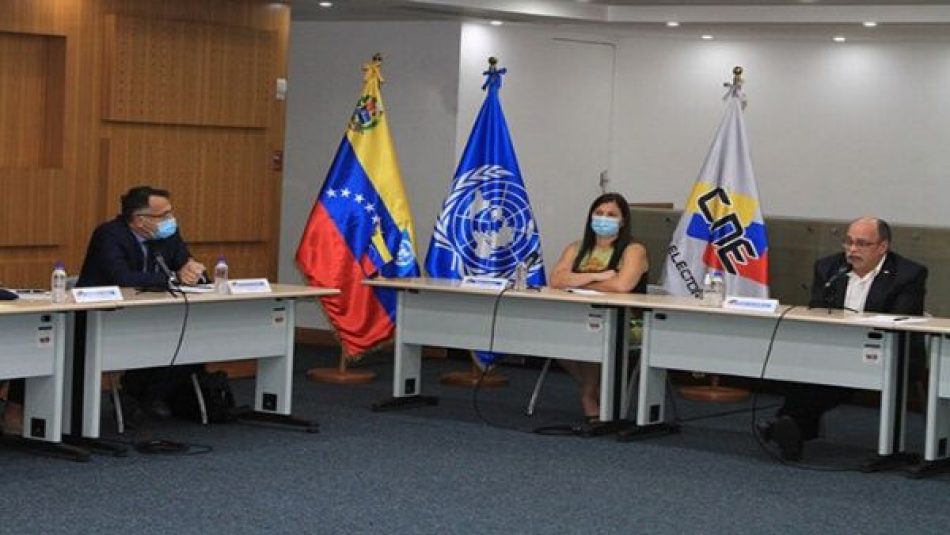 CNE venezolano se reúne con expertos electorales de la ONU