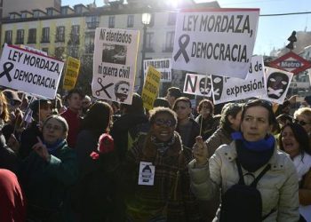 Unidas Podemos y PSOE cierran un acuerdo para derogar la Ley Mordaza