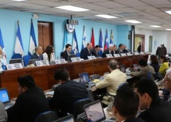 Centroparlamentarios instan a Nicaragua a dejar la OEA