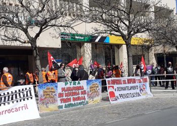 «Hoy se suprimen, como poco, otros 38 trenes de cercanías en Málaga. RENFE continúa expulsando usuarias/os del ferrocarril»