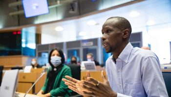 Comisiones Obreras respalda el comunicado de las vecinas y vecinos de Serigne Mbaye y denuncia «una actuación policial desproporcionada»