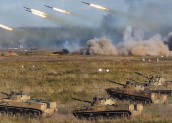 Rusia realiza ejercicios militares cerca de fronteras con Ucrania
