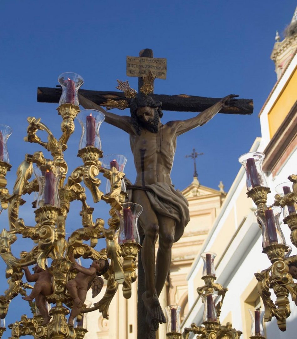 Andalucía Laica denuncia que el alcalde de Arahal (Sevilla) “entregue” la sanidad del pueblo al Santísimo Cristo de la Esperanza