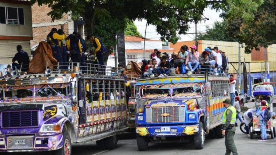 Movilizaciones indígenas en Cali contra la violencia en Colombia y la indiferencia del gobierno de Duque