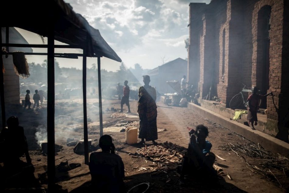 ACNUR consternado por la matanza de decenas de personas desplazadas a manos de grupos armados en el este de la RDC