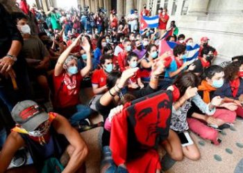 «¡Cuba Vive y Avanza!»: comunicado del MESC y de la FACRE por el aniversario 63 del Triunfo de la Revolución cubana