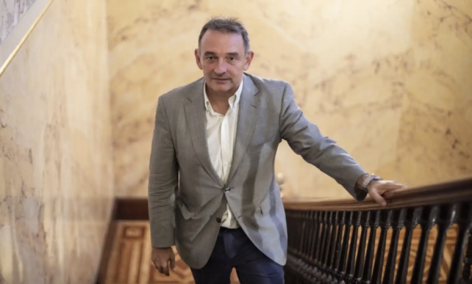 Enrique Santiago anuncia que se centrará en el trabajo parlamentario tras su destitución en el Ministerio de Derechos Sociales