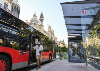CGT vuelve a denunciar otra nueva cesión ilegal de trabajadores en EMT València