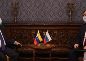 Venezuela y Rusia revisan agenda de cooperación multilateral desarrollada en 2021