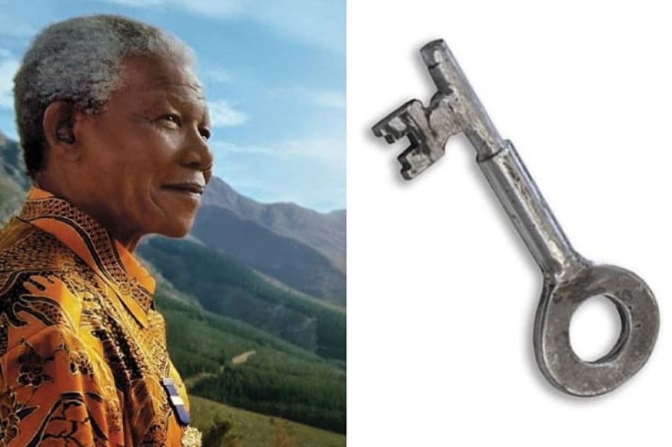 Sudáfrica protesta ante la subasta en Reino Unido de objetos de la cárcel de Nelson Mandela