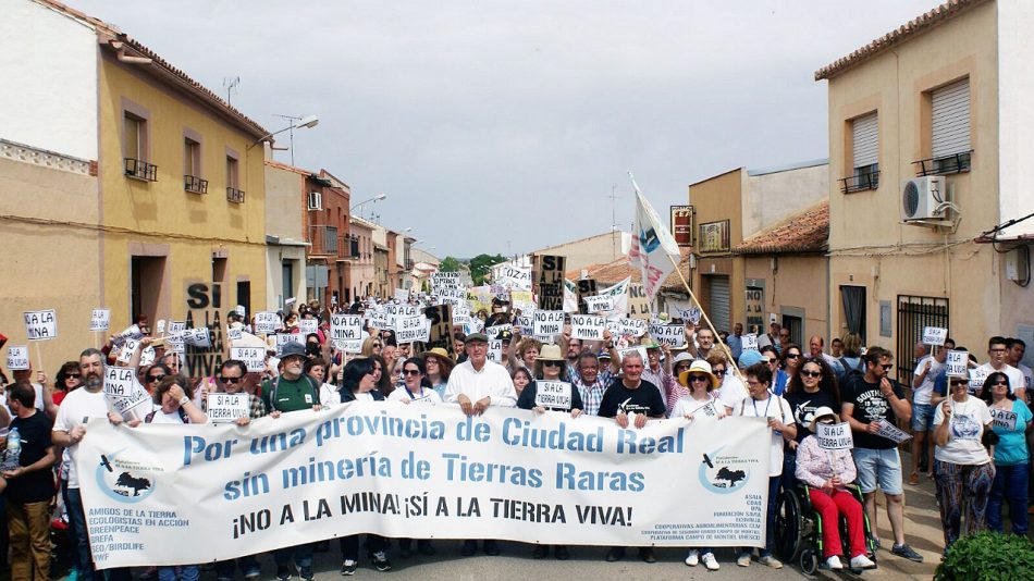 Enrique Burkhalter, frustrado por el aplastante rechazo judicial al proyecto de tierras raras de Quantum Minería, ataca al Gobierno de Castilla-La Mancha por respetar la legalidad y escuchar a la población afectada