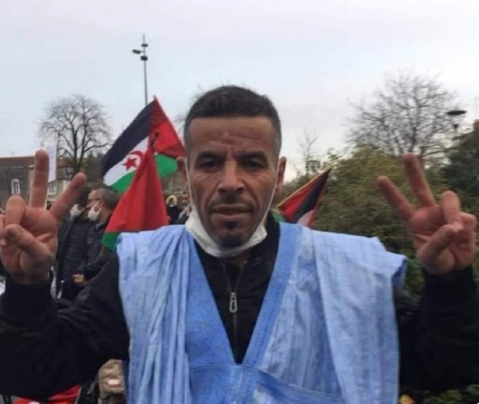 Condenado a dos años de cárcel el bloguero saharaui entregado por España a Marruecos