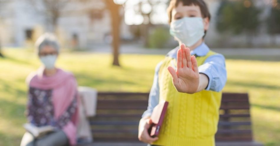 El aumento de contagios en los centros educativos vuelve a poner en riesgo la salud de la comunidad escolar