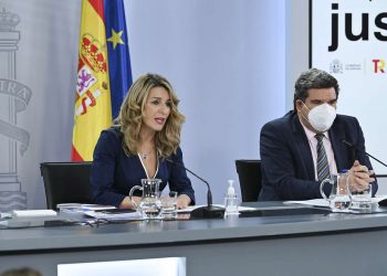 Entra en vigor la reforma laboral pactada entre el Gobierno de coalición y los agentes sociales