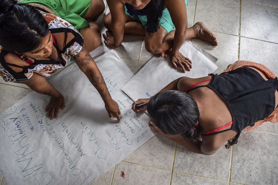 Más crímenes contra las mujeres tras cinco años de un acuerdo de paz incumplido en Colombia