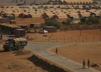 Atacan con cohetes la principal base militar de Francia en Malí
