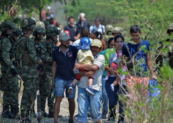 Más de 72.000 personas fueron víctimas de desplazamiento forzado en Colombia entre enero y noviembre de 2021