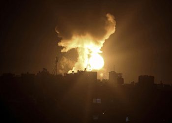 Israel ataca con misiles zonas de la Franja de Gaza