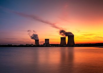 Bruselas apunta que habrá que invertir medio billón de euros en nuevas nucleares