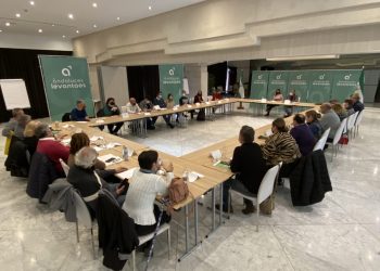 ‘Andaluces Levantaos’ pide a la Junta de Andalucía que se escuche a los docentes que han sido despedidos por un error administrativo