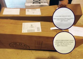 Podemos CLM solicita conocer el origen y el destino de los jamones y vinos recibidos por la Consejería de Sanidad de García -Page