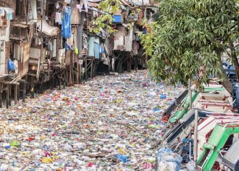 La humanidad ha sobrepasado el límite planetario de plásticos y otros contaminantes ambientales